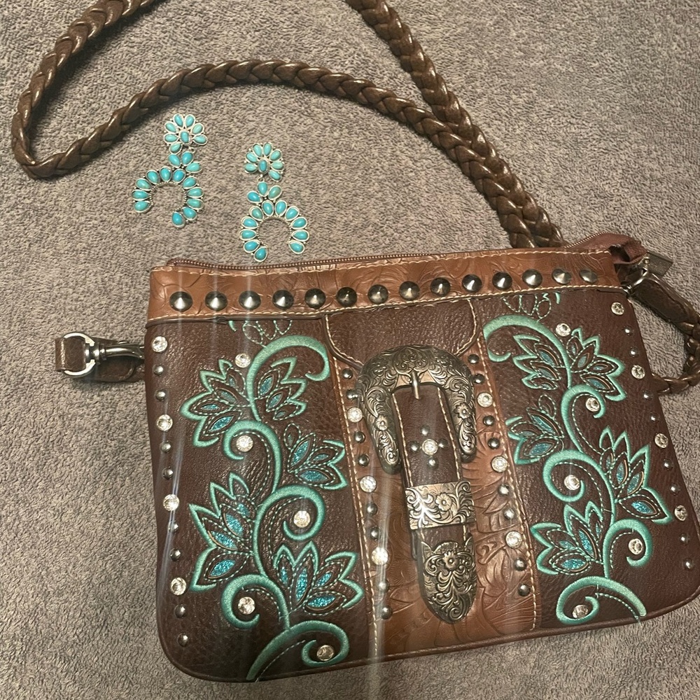 Boot barn cross body purse
